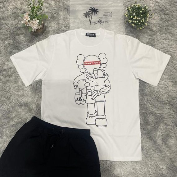 SLEEK T-SHIRTS
