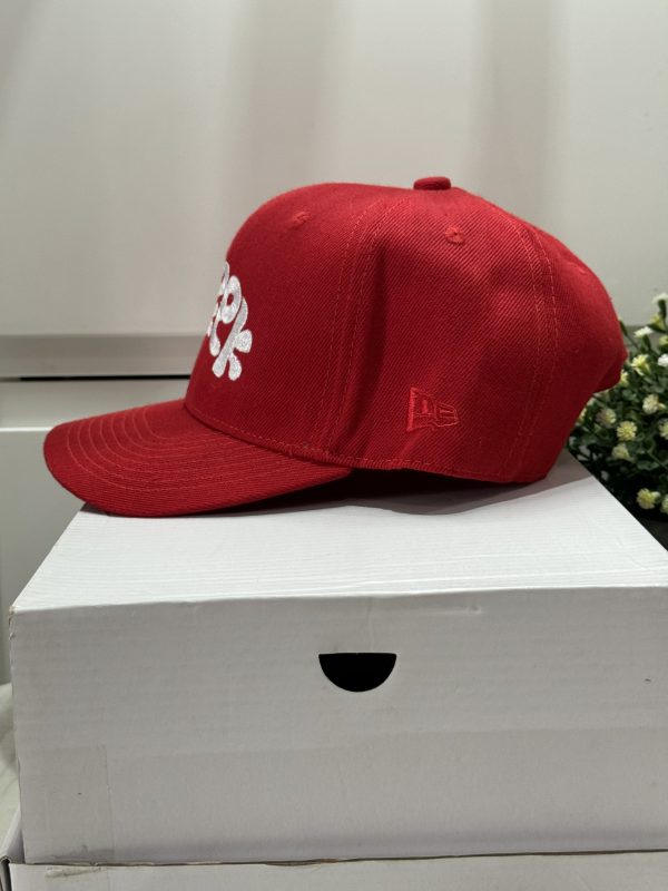 RED CAP - Image 4