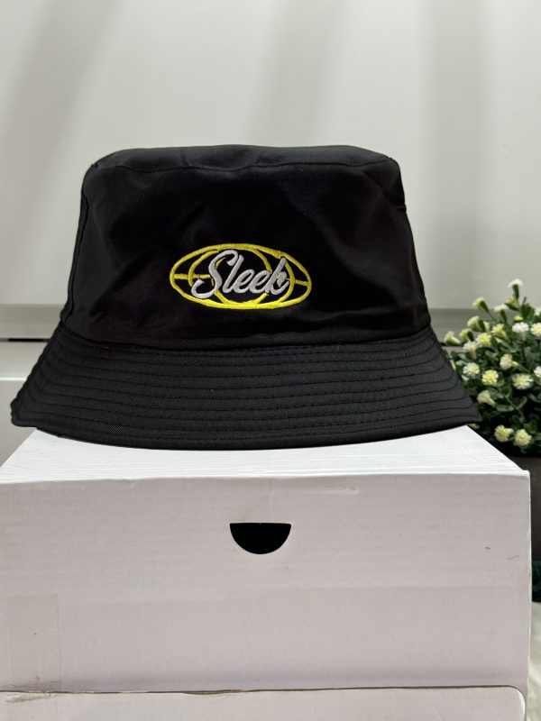 SLEEK BLACK BUCKET HAT - Image 2