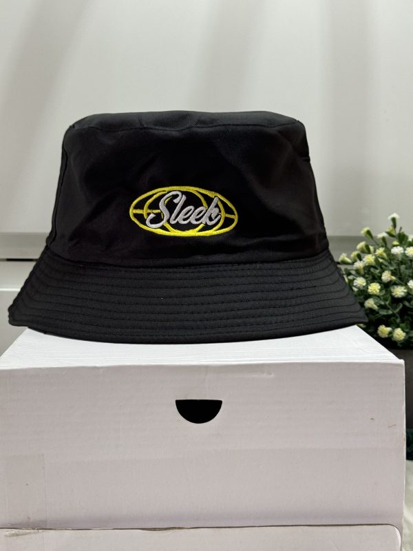 SLEEK BLACK BUCKET HAT - Image 2
