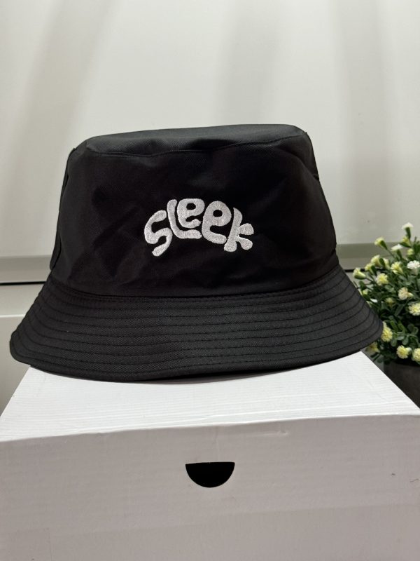 SLEEK BLACK BUCKET HAT - Image 4