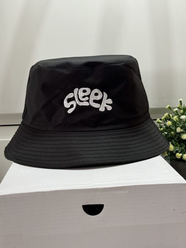 SLEEK BLACK BUCKET HAT - Image 4